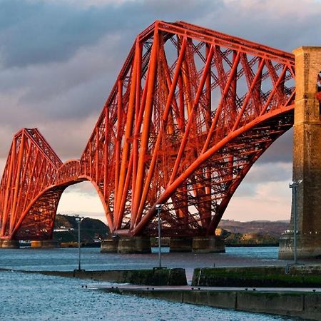 No 10 - By Staydunfermline Luaran gambar